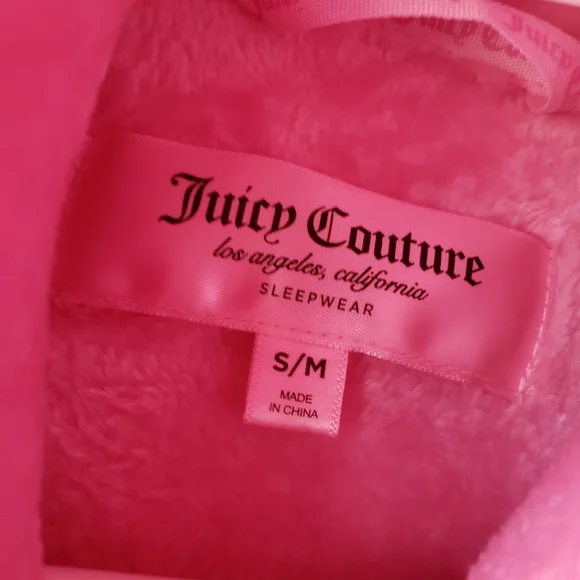 Juicy Couture Plush Pink Hooded Robe - Picture 3 of 8